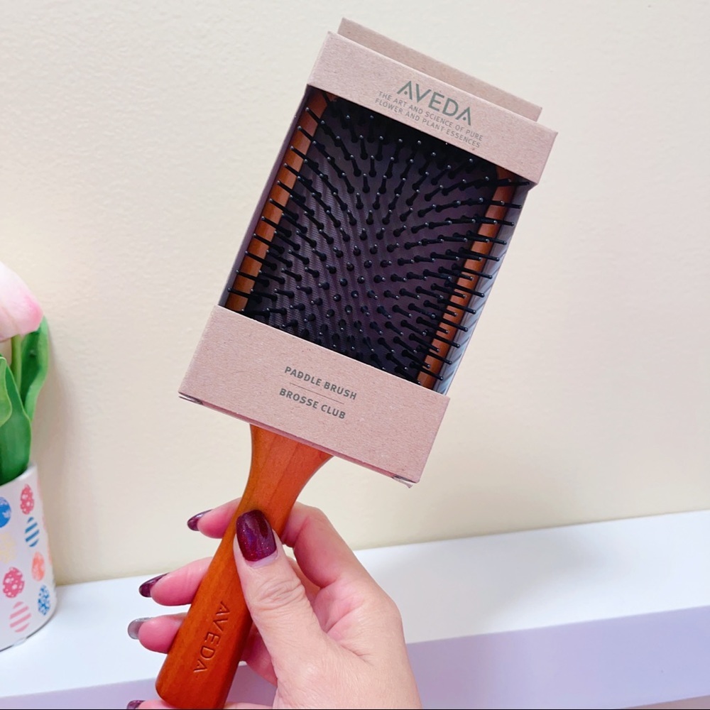 NEW AVEDA Wooden Paddle Brush